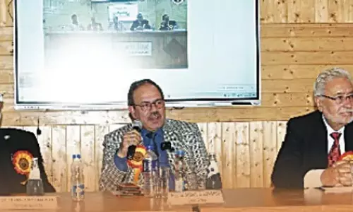 जम्मू-कश्मीर के ग्लेशियरों की सुरक्षा के लिए वैज्ञानिकों और नीति विशेषज्ञों की अपील