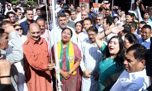 सरकार दिल्लीवासियों की समृद्धि के लिए प्रतिबद्ध: Rekha सरकार दिल्लीवासियों की समृद्धि के लिए प्रतिबद्ध: Rekha