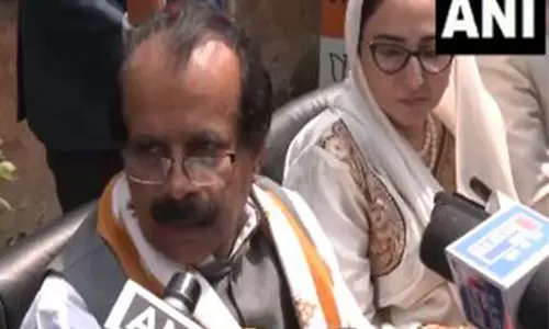 कांग्रेस राजनीतिक कारणों से वक्फ विधेयक का विरोध कर रही है: केंद्रीय मंत्री George Kurien कांग्रेस राजनीतिक कारणों से वक्फ विधेयक का विरोध कर रही है: केंद्रीय मंत्री George Kurien