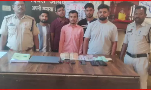पुलिस की बड़ी सफलता, ऑनलाइन क्रिकेट सट्टा रैकेट का भंडाफोड़, 5 सटोरिए गिरफ्तार