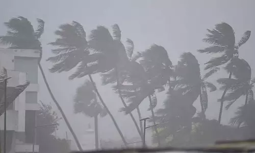 Tamil Nadu: बंगाल की खाड़ी में तूफान आने की संभावना