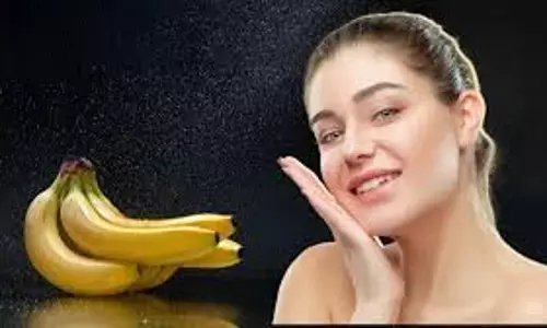 Banana Face Pack: ग्लोइंग स्किन के लिए केले से बनाएं फेस पैक, चमक उठेगा चेहरा