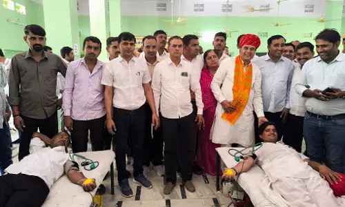 Jaipur: राजेश्वर भगवान के 143 वें प्राकट्य उत्सव के उपलक्ष्य में विशाल रक्तदान शिविर- मंत्री पटेल Jaipur: राजेश्वर भगवान के 143 वें प्राकट्य उत्सव के उपलक्ष्य में विशाल रक्तदान शिविर- मंत्री पटेल