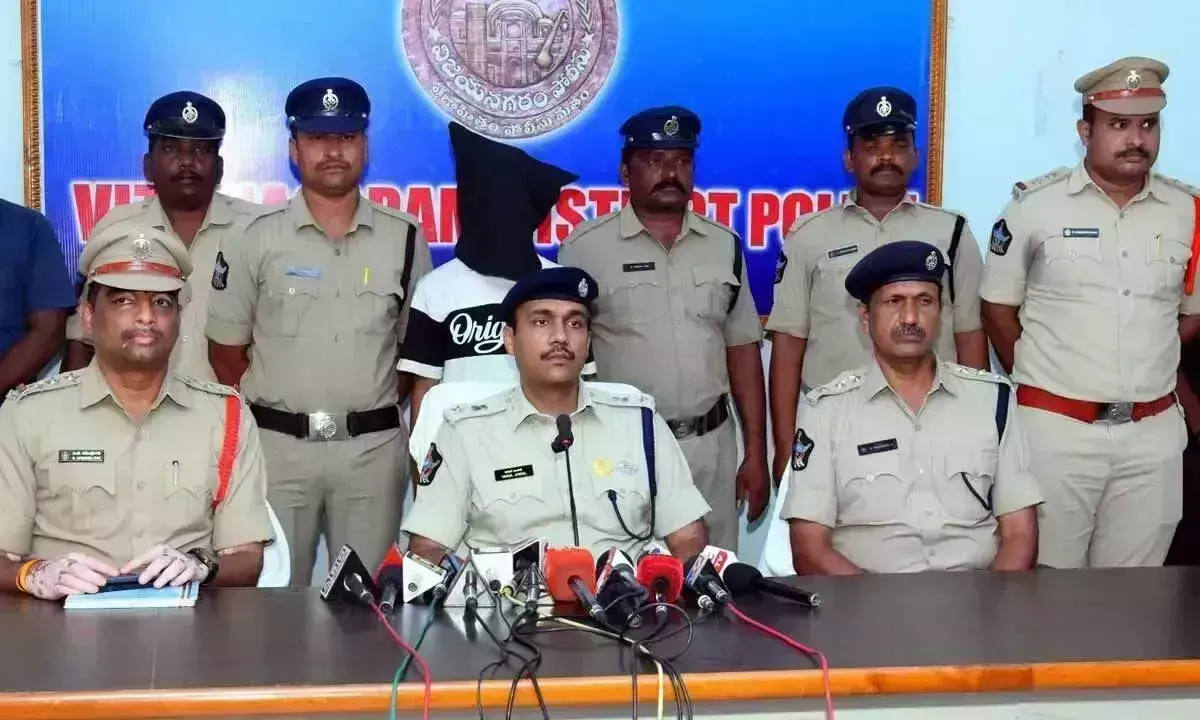 Andhra: 18 वर्षीय लड़की पर हमला करने वाला व्यक्ति गिरफ्तार