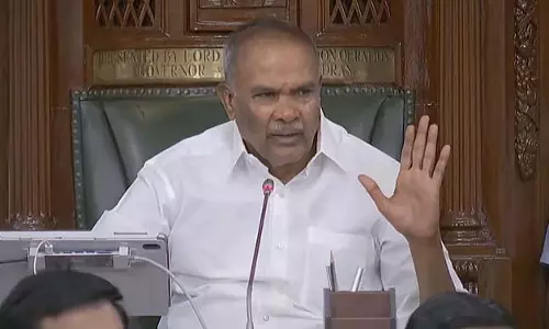 AIADMK सदस्य विधानसभा से निष्कासित, एक दिन के लिए निलंबित