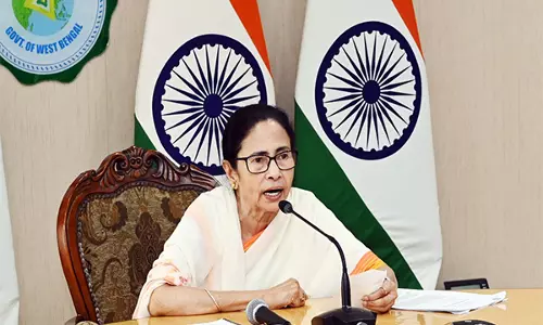 SC के फैसले के बाद बर्खास्त किए गए हजारों शिक्षकों से मिलेंगी सीएम बनर्जी SC के फैसले के बाद बर्खास्त किए गए हजारों शिक्षकों से मिलेंगी सीएम बनर्जी