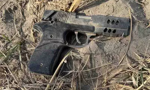 Fazilka में मुठभेड़ के बाद तस्कर गिरफ्तार, 2 किलो हेरोइन जब्त