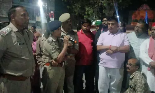 Kasganj में बाबा साहेब पर टिप्पणी से तनाव, भिड़े दो पक्ष Kasganj में बाबा साहेब पर टिप्पणी से तनाव, भिड़े दो पक्ष