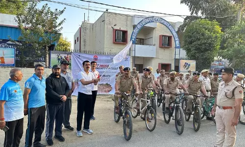 Haryana : साई, पुलिस विभाग ने साइकिल रैली का आयोजन किया Haryana : साई, पुलिस विभाग ने साइकिल रैली का आयोजन किया