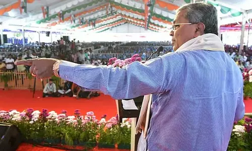 सिविल सेवकों के लिए खुशखबरी: 1 मई से सेवा स्थायी हो जाएगी; CM ने की घोषणा