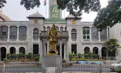 BBMP ने अनाधिकृत इमारतों पर कार्रवाई की BBMP ने अनाधिकृत इमारतों पर कार्रवाई की