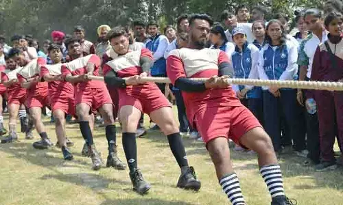 Lamarin University में रस्साकशी चैंपियनशिप शुरू हुई Lamarin University में रस्साकशी चैंपियनशिप शुरू हुई