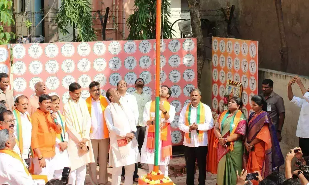 किशन रेड्डी ने कांग्रेस, BRS, MIM की साजिश को हराने का आह्वान किया किशन रेड्डी ने कांग्रेस, BRS, MIM की साजिश को हराने का आह्वान किया