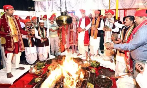 Jammu: माता वैष्णो देवी तीर्थ पर शतचंडी यज्ञ का समापन