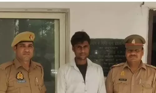 Loni: मंदिर में चोरी के प्रयास में शनिदेव की मूर्ति खंडित, पुलिस ने आरोपी को पकड़ा Loni: मंदिर में चोरी के प्रयास में शनिदेव की मूर्ति खंडित, पुलिस ने आरोपी को पकड़ा