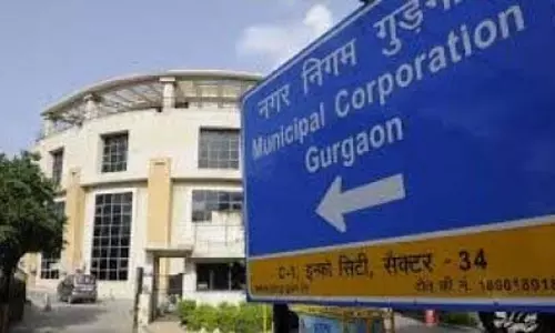 MCG ने स्वीपिंग मशीन एजेंसी पर लगाया 25,000 रुपये का जुर्माना