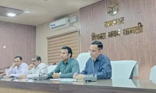 Shamli: जिलाधिकारी की अध्यक्षता में विकास कार्यों की समीक्षा, भवन निर्माण रहा केंद्र में Shamli: जिलाधिकारी की अध्यक्षता में विकास कार्यों की समीक्षा, भवन निर्माण रहा केंद्र में