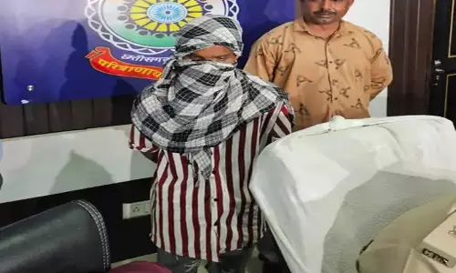 दुर्ग में 6 वर्षीय बालिका से दुष्कर्म के बाद हत्या, चाचा सोमेश यादव गिरफ्तार दुर्ग में 6 वर्षीय बालिका से दुष्कर्म के बाद हत्या, चाचा सोमेश यादव गिरफ्तार