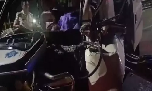Payakaraopeta के पास दुर्घटना में दो महिलाओं की मौत, तीन घायल