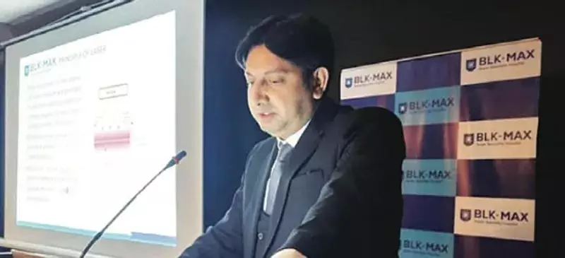 वक्फ बिल पर हंगामे के बीच जम्मू-कश्मीर विधानसभा दिनभर के लिए स्थगित वक्फ बिल पर हंगामे के बीच जम्मू-कश्मीर विधानसभा दिनभर के लिए स्थगित