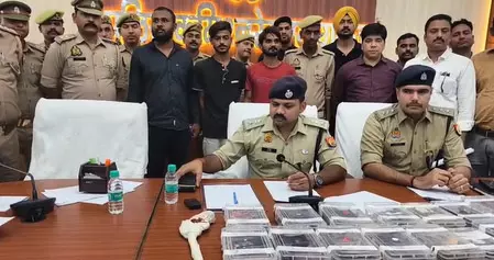 प्रयागराज : पुलिस ने तीन असलहा तस्करों को किया गिरफ्तार, भारी मात्रा में हथियार बरामद प्रयागराज : पुलिस ने तीन असलहा तस्करों को किया गिरफ्तार, भारी मात्रा में हथियार बरामद