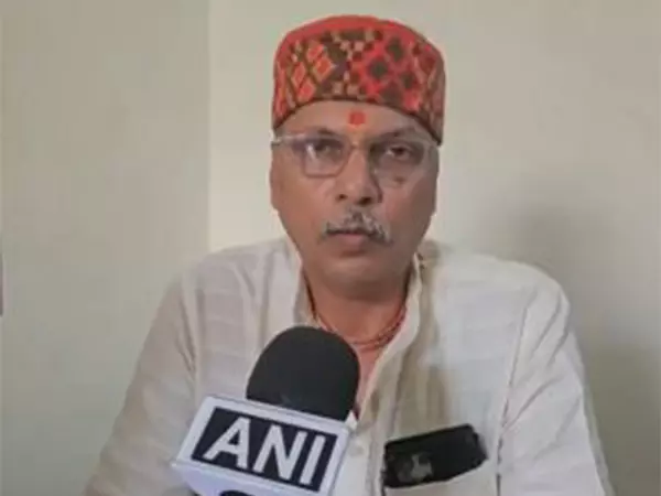 फर्जी Doctor द्वारा कथित तौर पर सर्जरी करने के बाद दमोह बाल कल्याण समिति ने पूरी जांच की मांग की फर्जी Doctor द्वारा कथित तौर पर सर्जरी करने के बाद दमोह बाल कल्याण समिति ने पूरी जांच की मांग की
