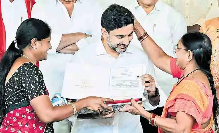 मंगलगिरी शहरी विकास मॉडल होगा: Nara Lokesh मंगलगिरी शहरी विकास मॉडल होगा: Nara Lokesh