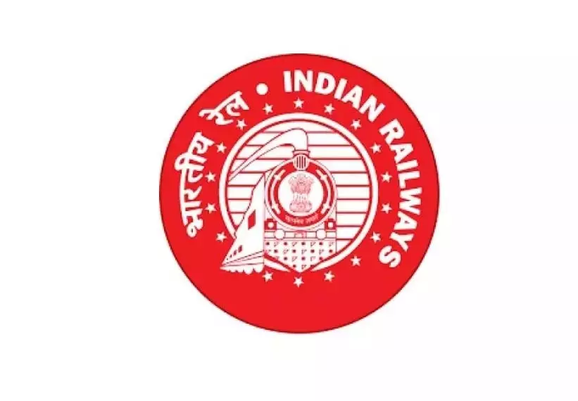 Telangana: दक्षिण मध्य रेलवे ने वित्त वर्ष 25 में अब तक का सबसे अधिक राजस्व अर्जित किया Telangana: दक्षिण मध्य रेलवे ने वित्त वर्ष 25 में अब तक का सबसे अधिक राजस्व अर्जित किया