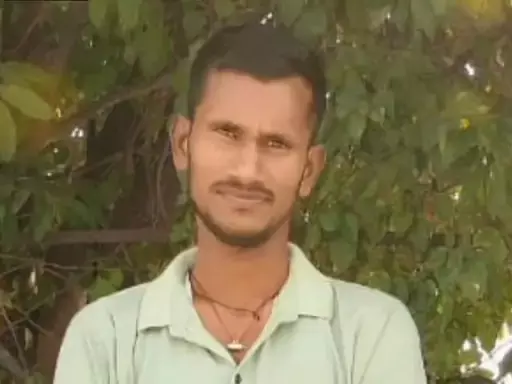 ड्यूटी से घर लौट रहा था पावर प्लांट का ड्राइवर, हादसे में मौत ड्यूटी से घर लौट रहा था पावर प्लांट का ड्राइवर, हादसे में मौत