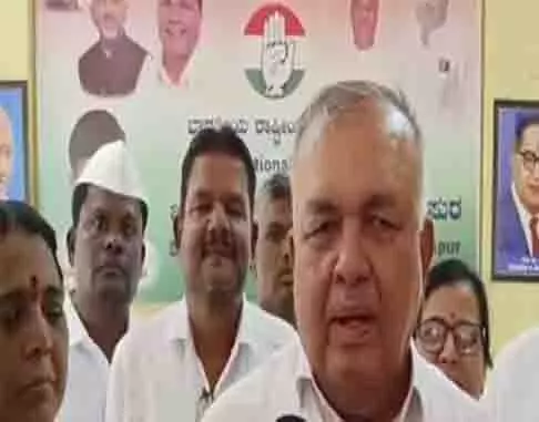 कर्नाटक के मंत्री रामलिंगा रेड्डी ने BJP प्रदर्शनकारियों पर कटाक्ष करते हुए कही ये बात कर्नाटक के मंत्री रामलिंगा रेड्डी ने BJP प्रदर्शनकारियों पर कटाक्ष करते हुए कही ये बात