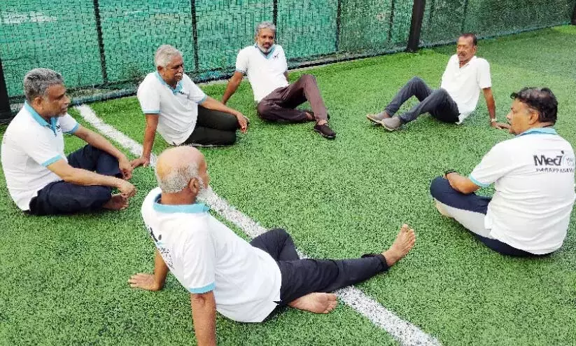 Kerala: बुजुर्ग लोग स्वस्थ रहने के लिए अपने गृहनगर लौट रहे Kerala: बुजुर्ग लोग स्वस्थ रहने के लिए अपने गृहनगर लौट रहे