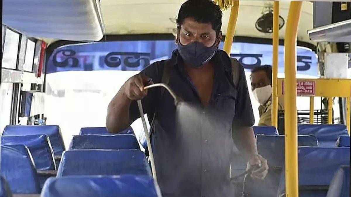 डीजल और टोल की कीमतों में बढ़ोतरी के चलते निजी बस किराए में 15% की बढ़ोतरी होगी- रिपोर्ट डीजल और टोल की कीमतों में बढ़ोतरी के चलते निजी बस किराए में 15% की बढ़ोतरी होगी- रिपोर्ट