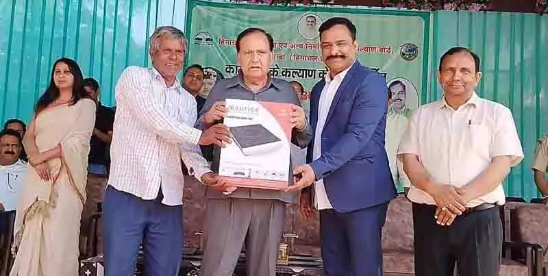 सरकार समाज के सभी वर्गों के कल्याण के लिए प्रतिबद्ध: Speaker सरकार समाज के सभी वर्गों के कल्याण के लिए प्रतिबद्ध: Speaker