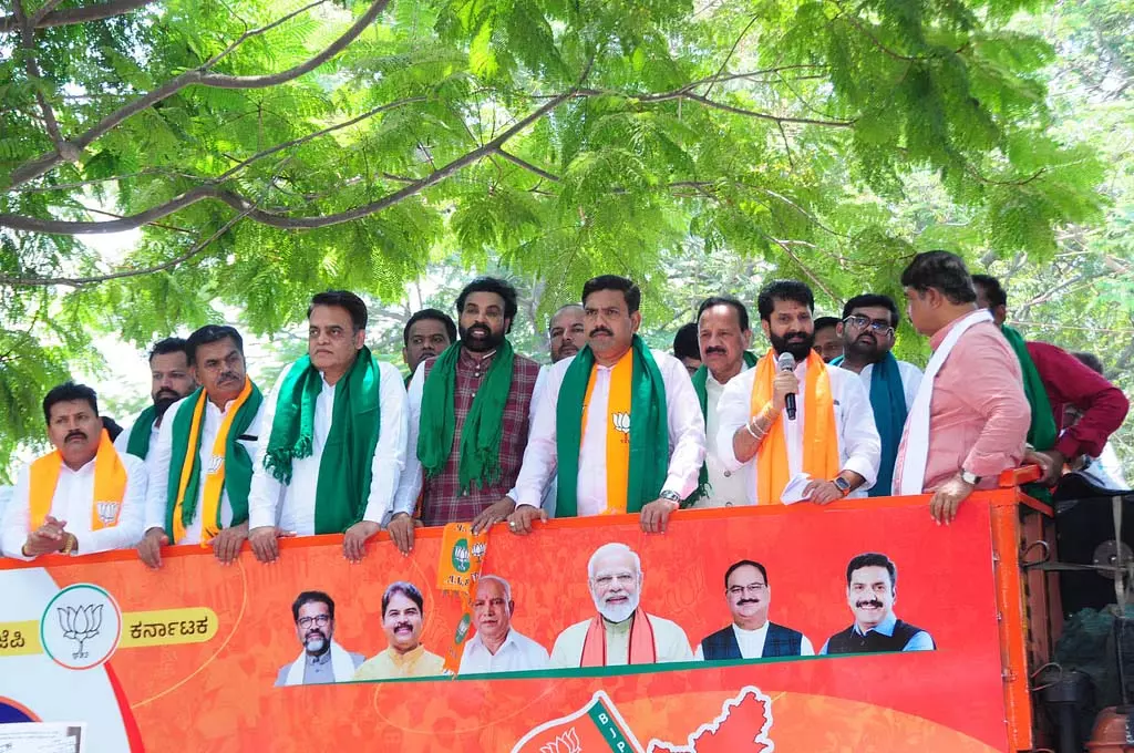 लूटपाट में चंबल घाटी के डकैतों से भी आगे निकल गये कांग्रेसी: CT Ravi लूटपाट में चंबल घाटी के डकैतों से भी आगे निकल गये कांग्रेसी: CT Ravi