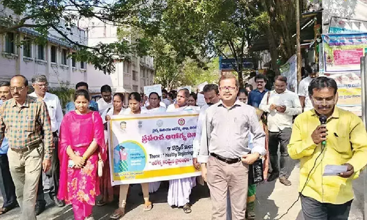 विश्व स्वास्थ्य दिवस पर मातृ एवं नवजात शिशु के स्वास्थ्य के महत्व पर ध्यान केंद्रित किया गया विश्व स्वास्थ्य दिवस पर मातृ एवं नवजात शिशु के स्वास्थ्य के महत्व पर ध्यान केंद्रित किया गया
