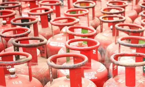 LPG सिलेंडर के दाम बढ़े, 50 रुपये की बढ़ोतरी