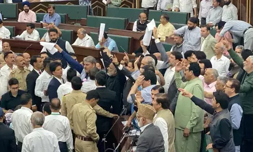 वक्फ बिल पर चर्चा से इनकार, जम्मू-कश्मीर विधानसभा सदन स्थगित