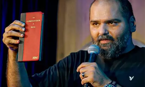 Kunal Kamra ने बुकमाईशो से कहा- विवाद के बीच मुझे सूची से न हटाया जाए