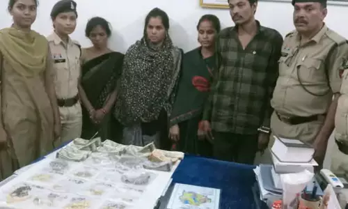 ज्वेलरी शॉप में चोरी मामले में तीन बहनें गिरफ्तार, 26 लाख के जेवर बरामद