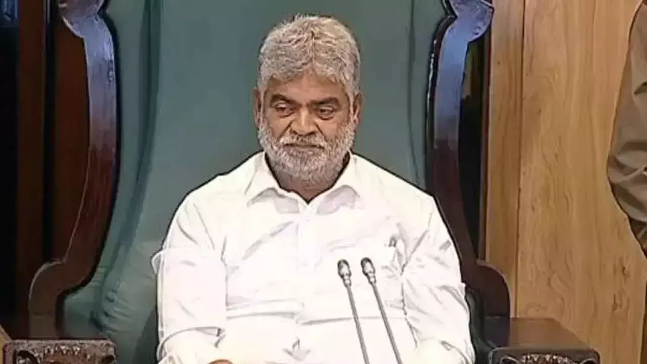 Telangana: स्पीकर ने नारायण सेवा संस्थान के कृत्रिम अंग शिविर की सराहना की Telangana: स्पीकर ने नारायण सेवा संस्थान के कृत्रिम अंग शिविर की सराहना की