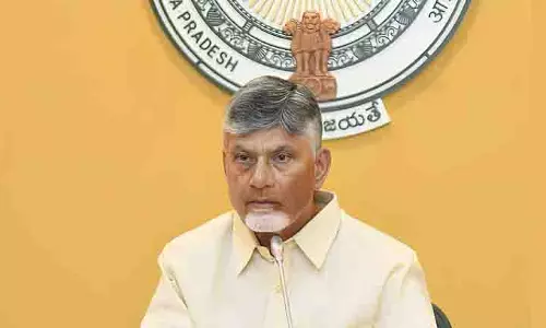 CM Naidu ने अधिकारियों को मन मित्र सेवाओं में सुधार के लिए विशेष सलाहकार परिषद बनाने का निर्देश दिया