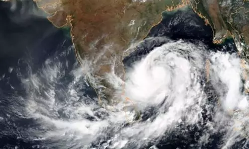 आईएमडी ने बंगाल की खाड़ी में कम दबाव बनने की सूचना दी आईएमडी ने बंगाल की खाड़ी में कम दबाव बनने की सूचना दी