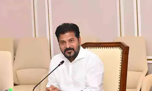रेवंत अहमदाबाद में AICC सत्र में ‘TG मॉडल’ का प्रदर्शन करेंगे रेवंत अहमदाबाद में AICC सत्र में ‘TG मॉडल’ का प्रदर्शन करेंगे
