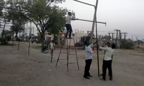 Nawabganj: भाकियू स्वराज गुट आज से बिजली घर पर देगा धरना, प्रशासन सतर्क Nawabganj: भाकियू स्वराज गुट आज से बिजली घर पर देगा धरना, प्रशासन सतर्क
