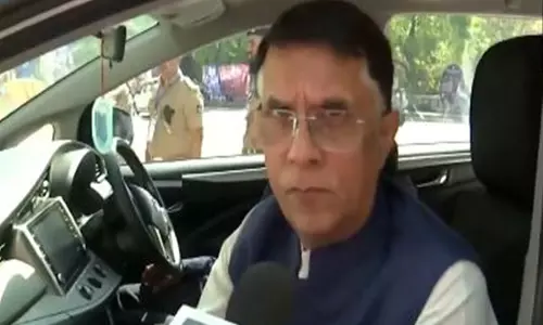 Pawan Khera ने अमेरिका द्वारा टैरिफ लगाए जाने पर कहा-सबसे बड़ी चिंता प्रधानमंत्री की चुप्पी है