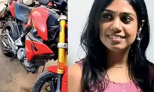 BMW स्पोर्ट्स बाइक चला रही इंजीनियर युवती की मौत, बाइक राइडिंग ग्रुप की सक्रिय सदस्य थी