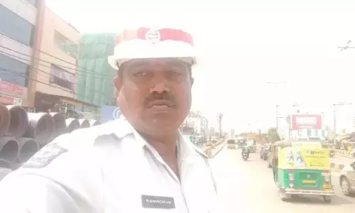 Madhapur मेट्रो स्टेशन के पास लॉरी दुर्घटना में ट्रैफिक होमगार्ड की मौत