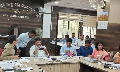DKS ने बेंगलुरु की झीलों और सार्वजनिक भूमि की सुरक्षा के लिए तत्काल कार्रवाई का आह्वान किया