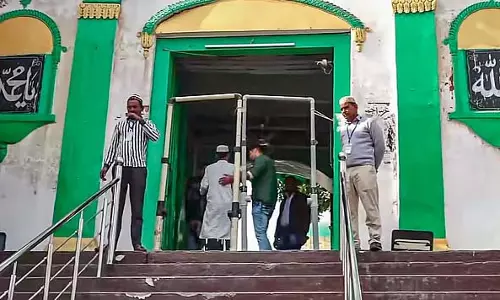 UP : पुरातत्व विभाग ने संबल जामा मस्जिद का नाम बदल दिया