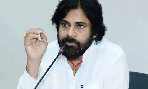 बेटे के स्कूल में आग लगने के बाद Pawan Kalyan सिंगापुर जाएंगे बेटे के स्कूल में आग लगने के बाद Pawan Kalyan सिंगापुर जाएंगे